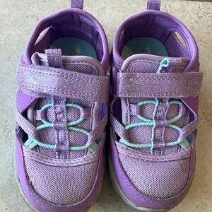 Worn twice OSHKOSH Purple Sparkle Shoes 9W